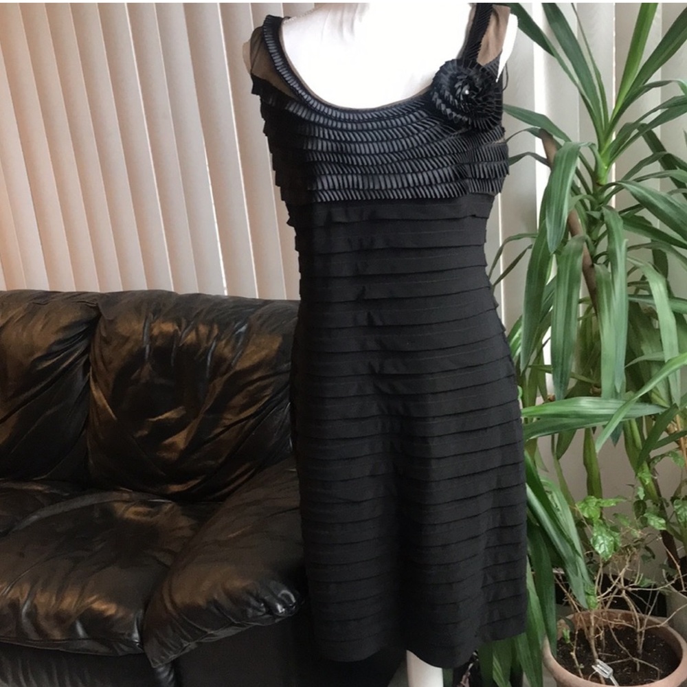 NWOT 🔥DRESS BARN 🔥Black and beige PARTY dress SIZE 12